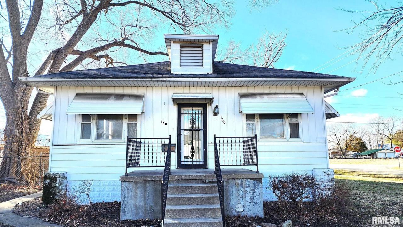 160 N Commercial St., Centralia, IL 62801