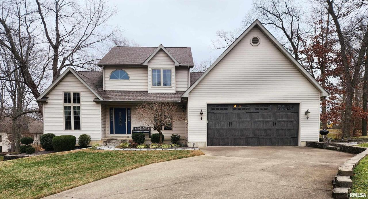 2004 Northwoods Pl., Mt Vernon, IL 62864