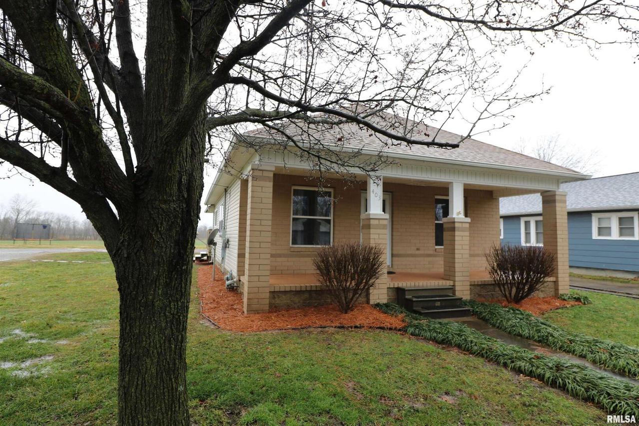 403 N Bush Ave., Hurst, IL 62949