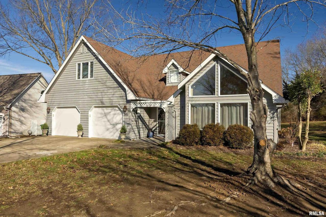 380 Lake Indian Hills Dr., Carbondale, IL 62902