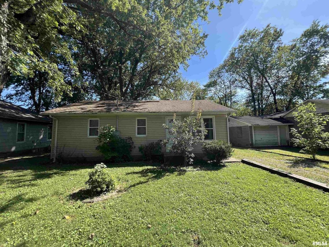 2337 Roblee Ave., Murphysboro, IL 62966
