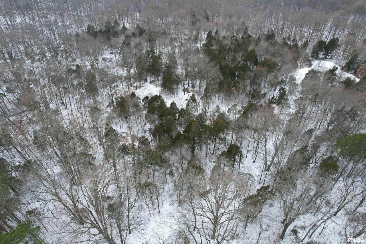 000 Recreation Rd., Ozark, IL 62972