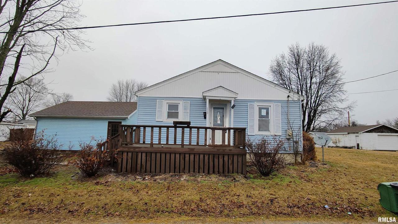 113 Hendra St., Anna, IL 62906