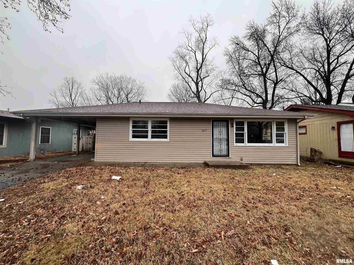 307 Cedarview St., Carbondale, IL 62901