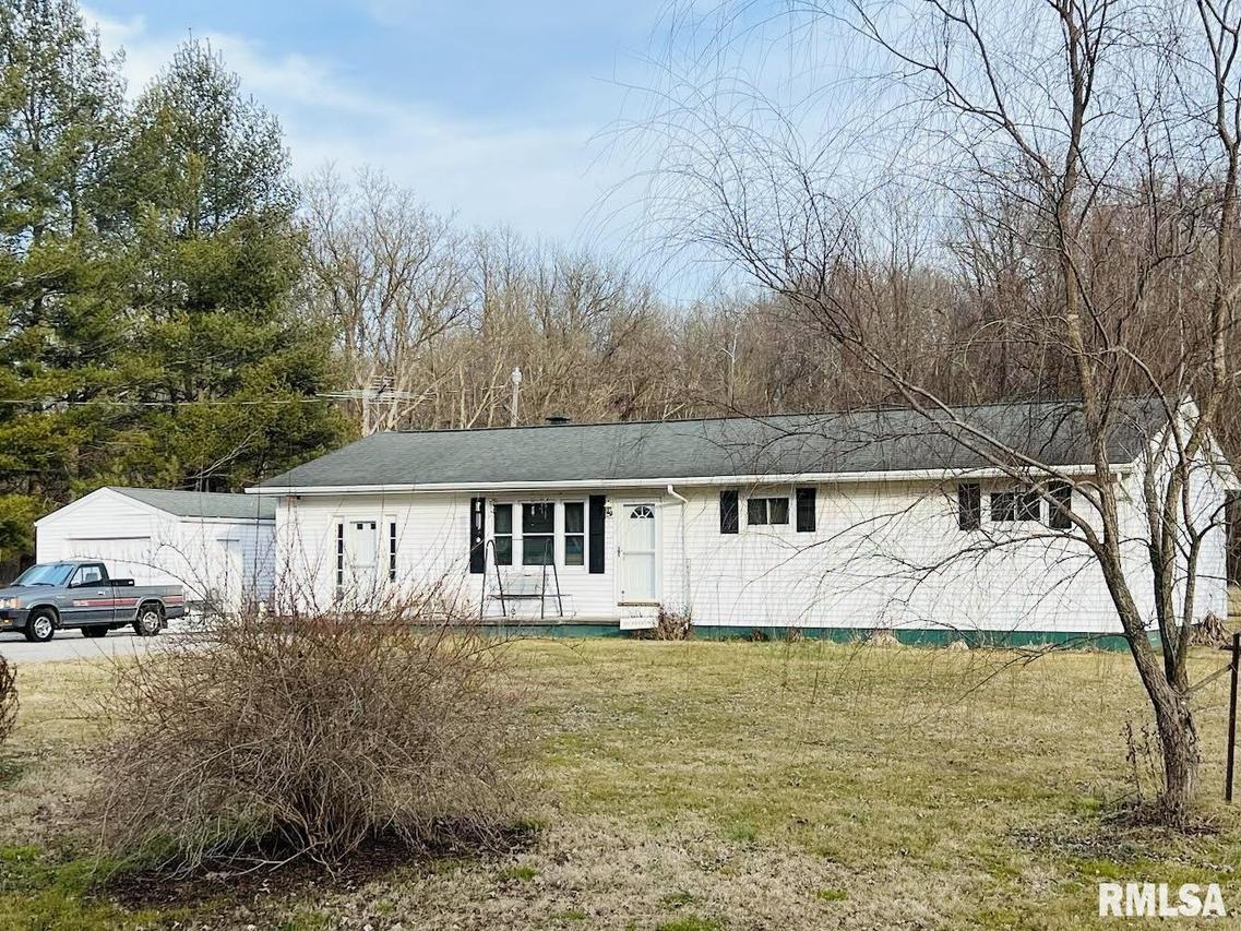 32372 Main St., Tamms, IL