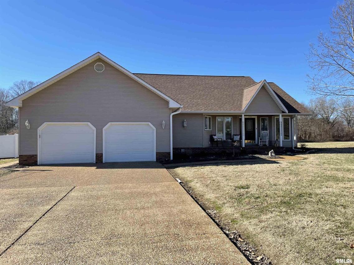 2785 N Avenue Ave., Metropolis, IL 62960