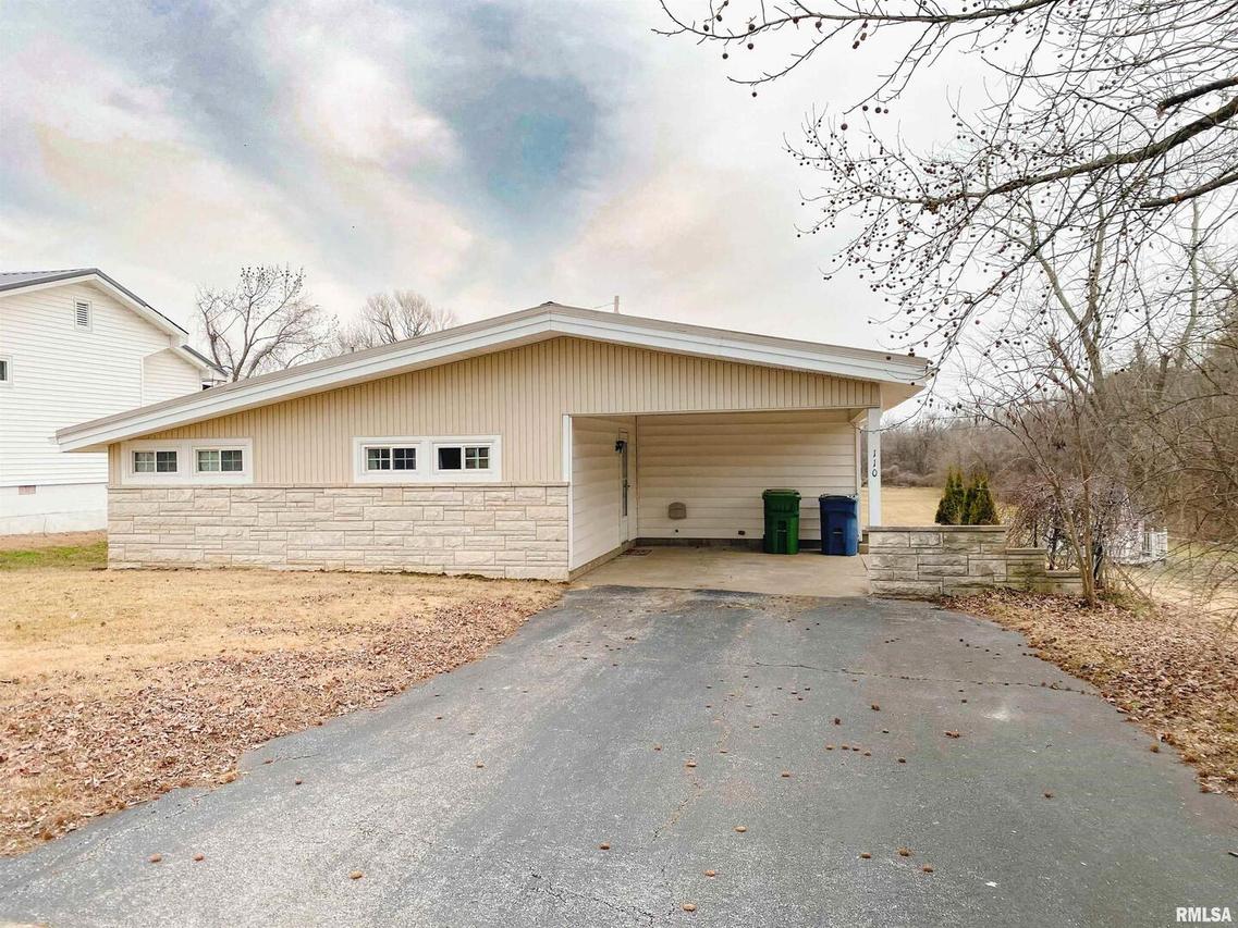 110 Belcher Dr., Anna, IL 62906