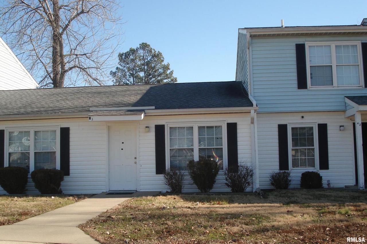 612 A2 A3 E Campus Dr., Carbondale, IL 62901