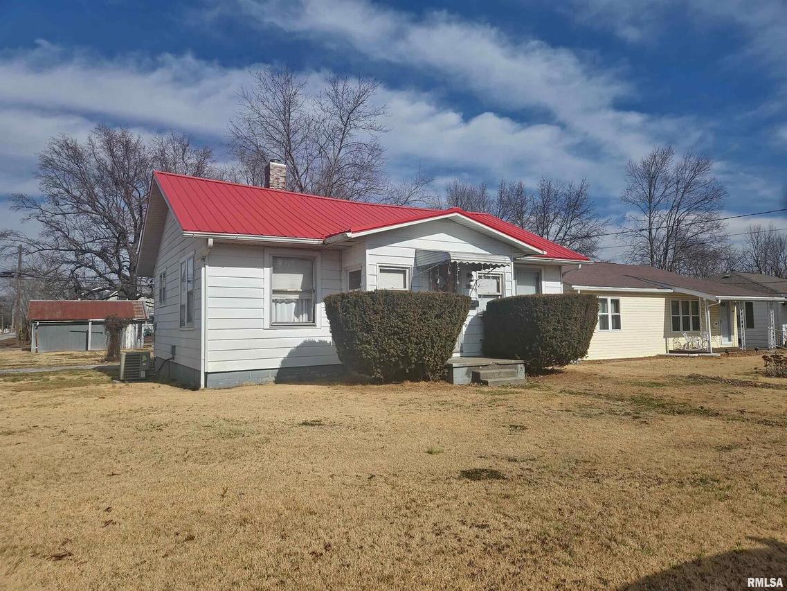 611 Murphy Rd., Pinckneyville, IL 62274