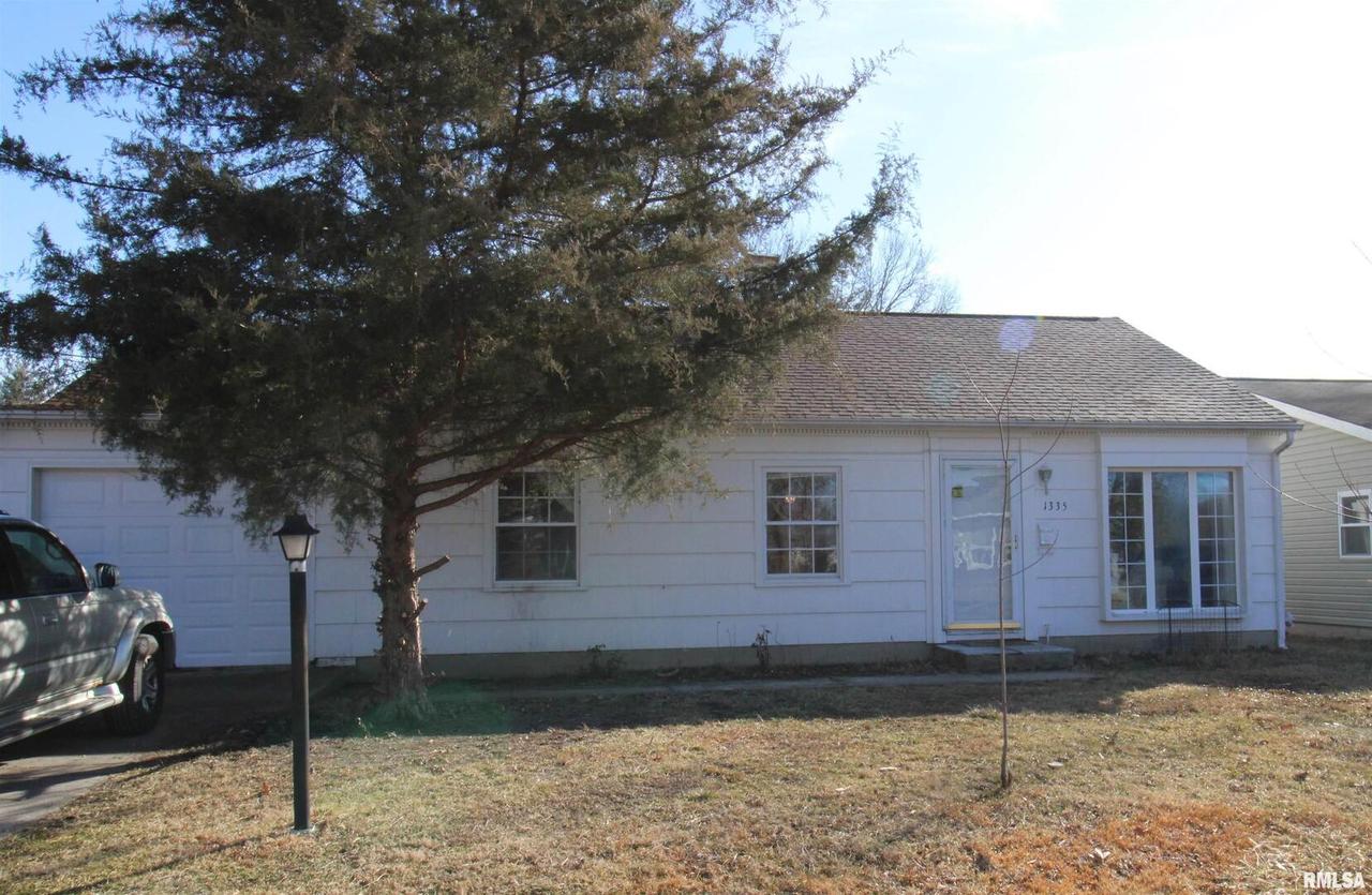 1335 S Lincoln Blvd., Centralia, IL 62801