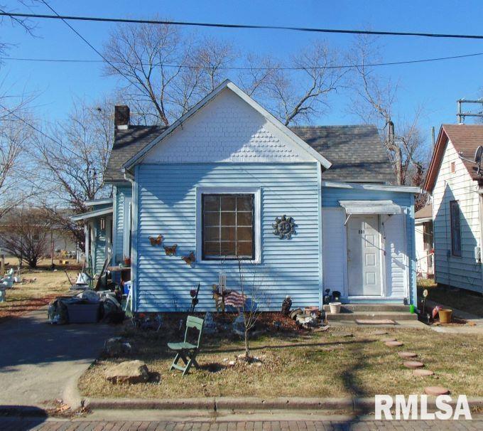 231 N 8th St., Murphysboro, IL 62966