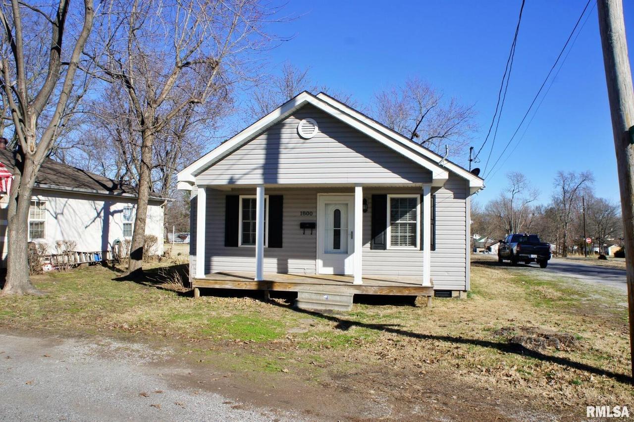 1800 Helm St., Metropolis, IL 62960