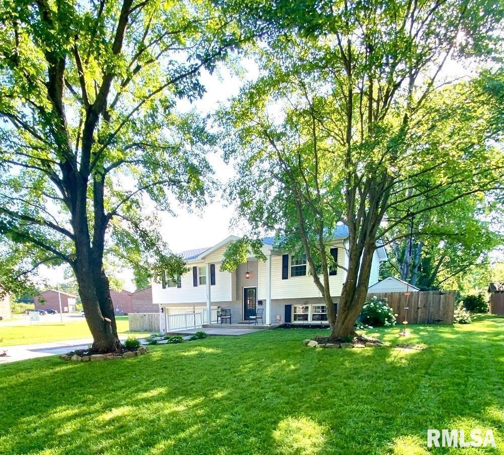 1307 S Pope St., Benton, IL 62812