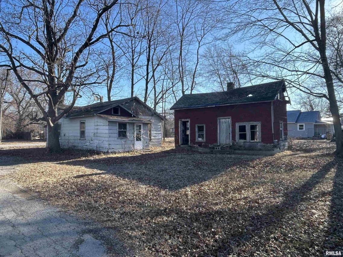 121 Park St., Gorham, IL 62940