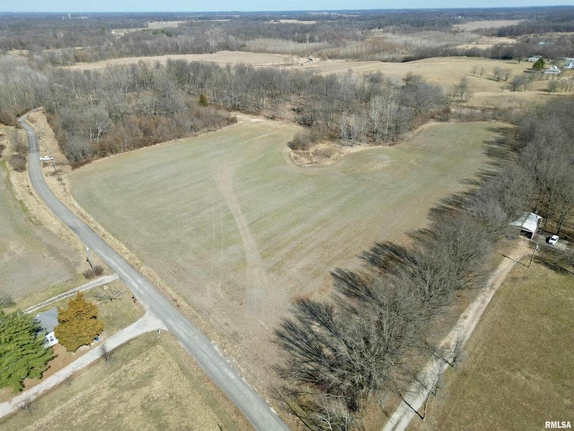 000 Burge Rd., Centralia, IL 62801