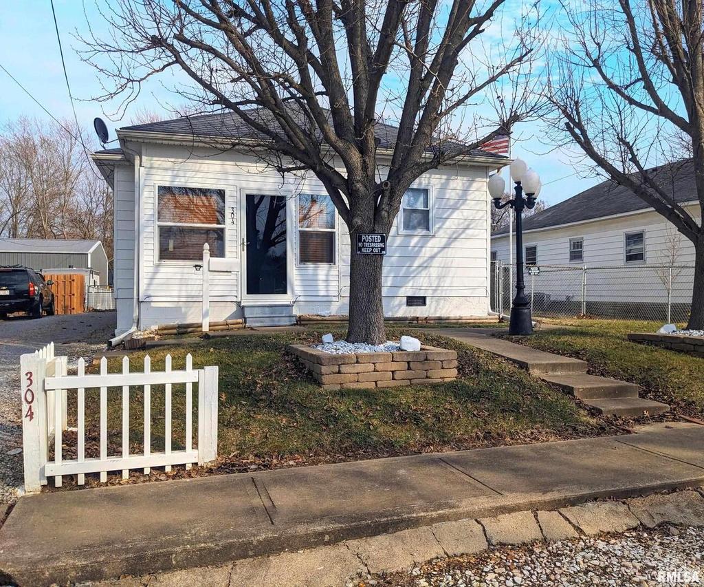 304 N Washington Blvd., West Frankfort, IL 62896