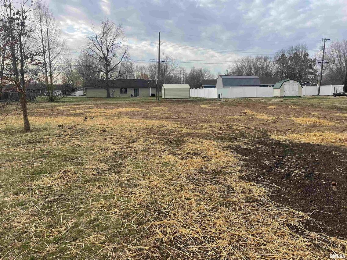 1009 Hillcrest Dr., Marion, IL 62959