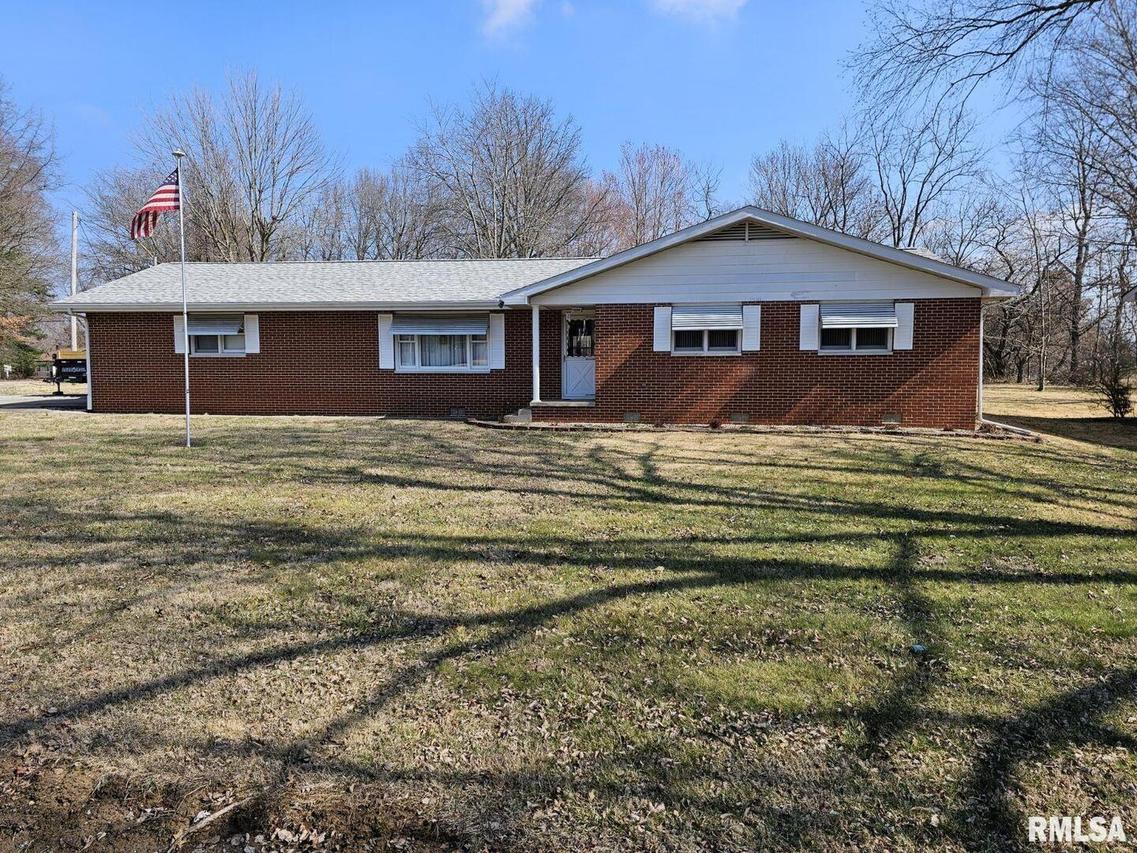 2820 Apple, Mt Vernon, IL 62864