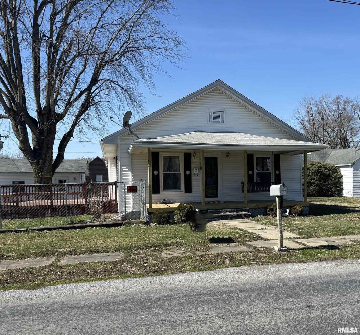 610 S Hancock St., Mcleansboro, IL