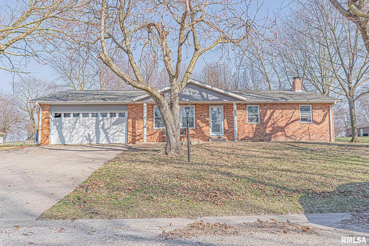 14 Tanbark Dr., New Baden, IL 62265