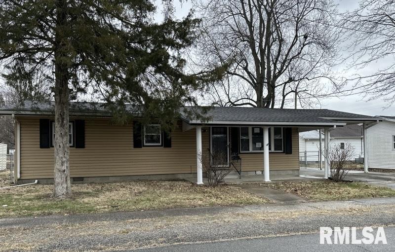 1003 N Whitman Dr., Marion, IL 62950