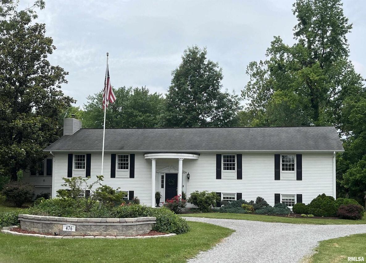 476 Timber Trail Dr., Murphysboro, IL 62966