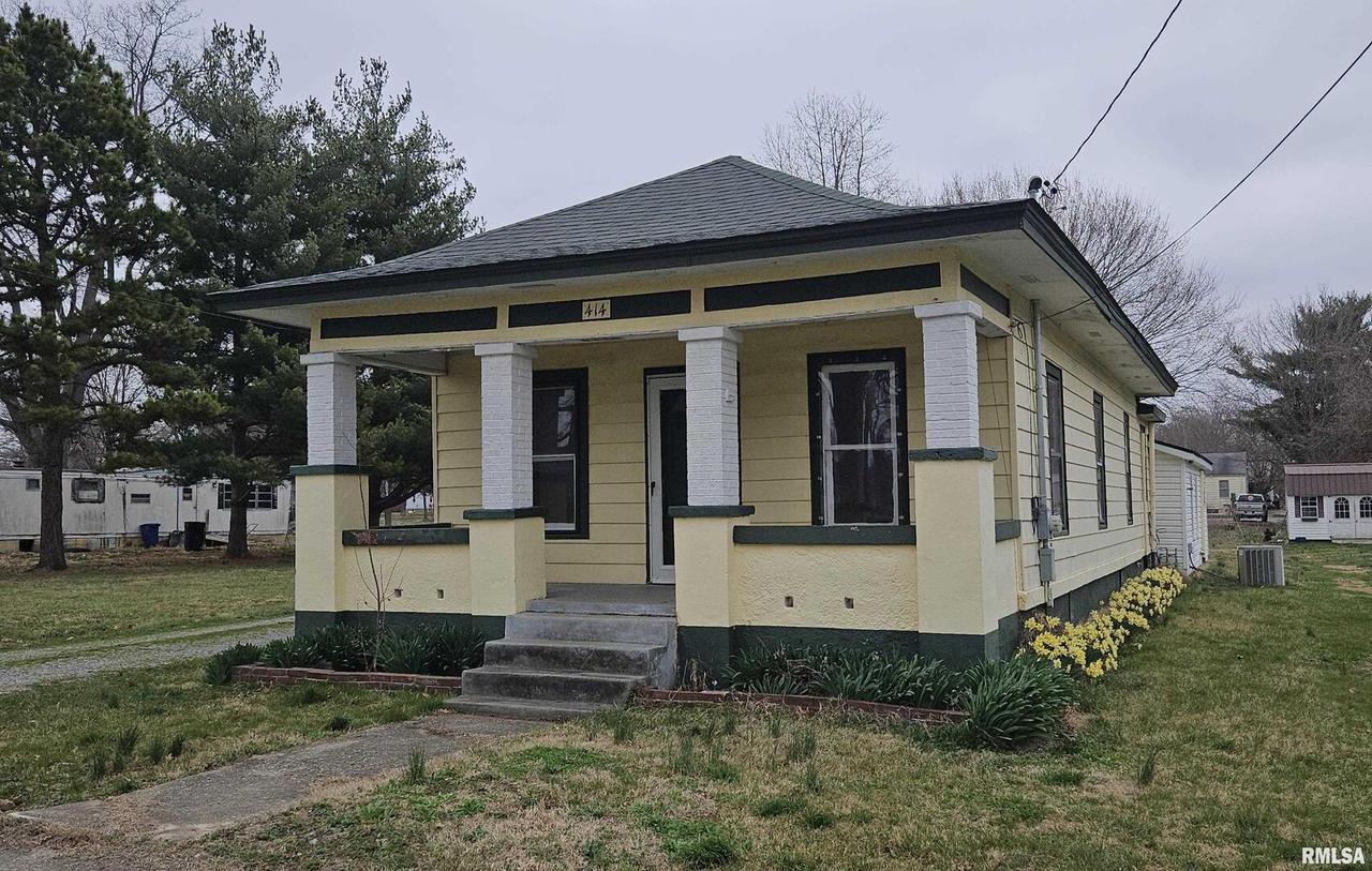 414 N Thompson St., Carrier Mills, IL 62917