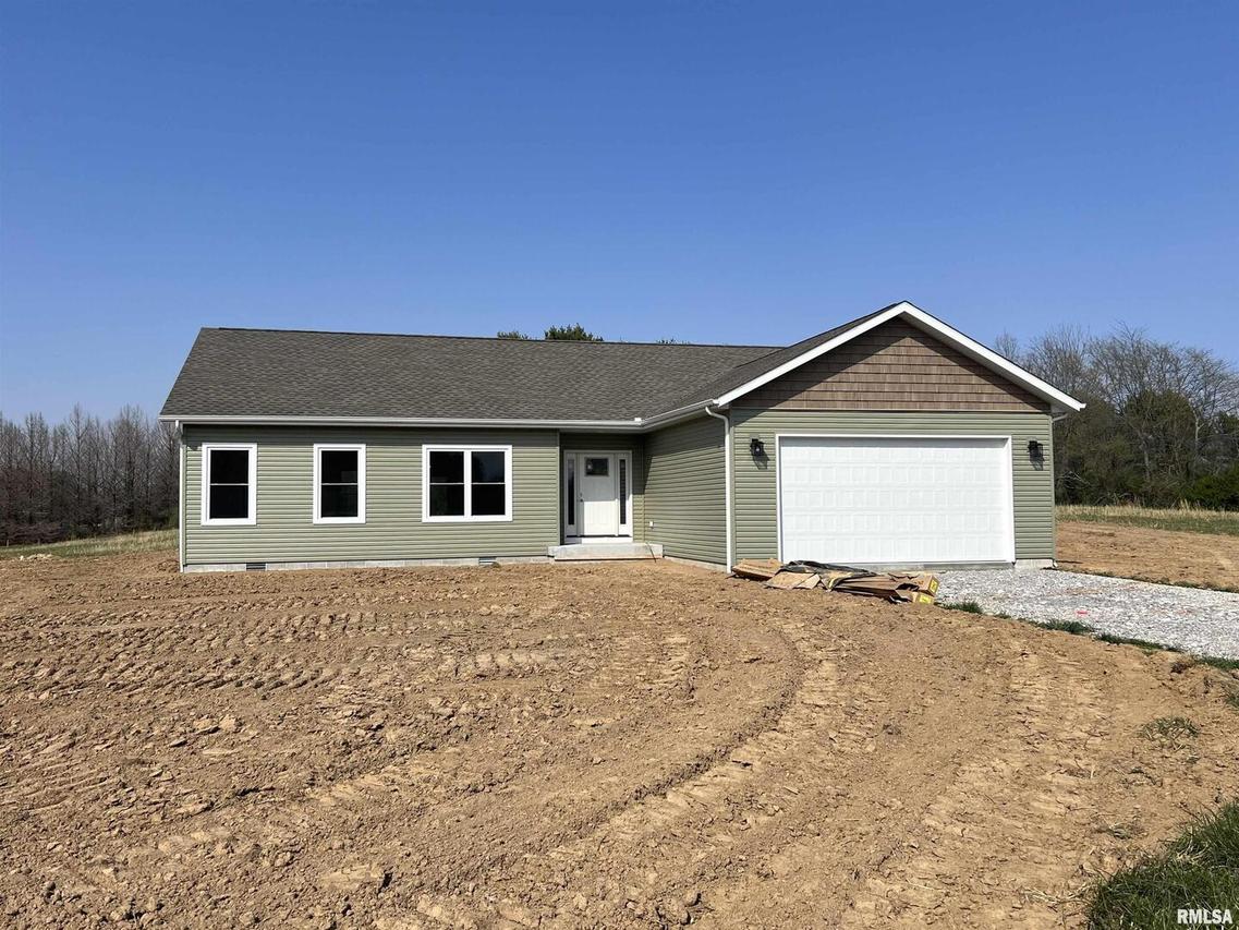 150 Edgewater Dr., Makanda, IL 62966