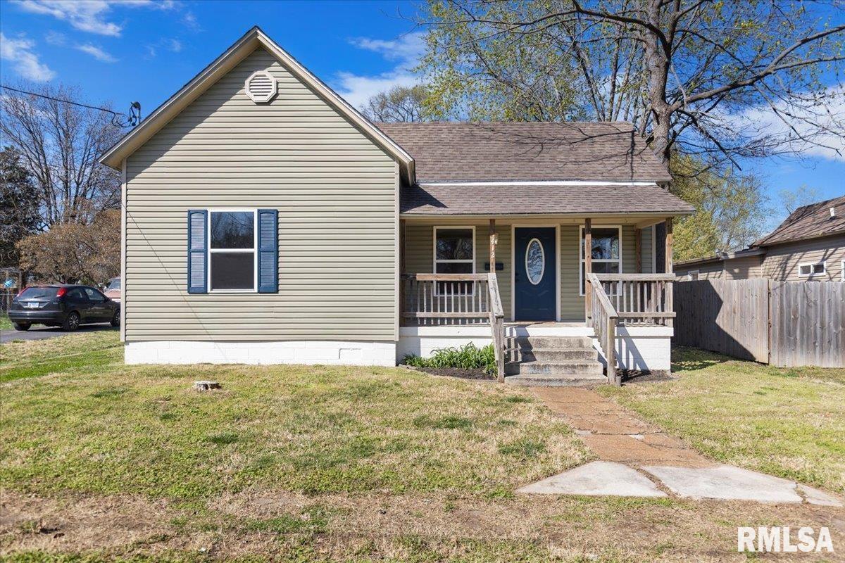 412 Prosperity St., Carterville, IL 62918