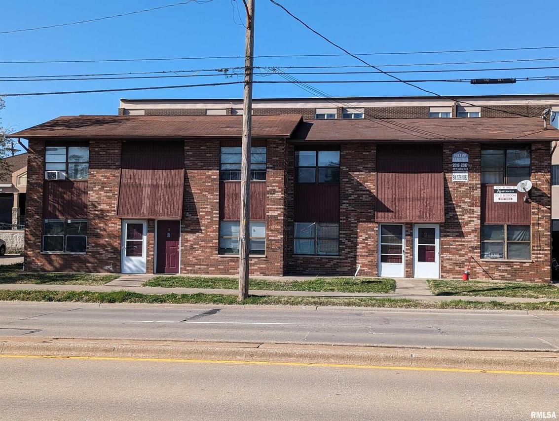 300 W Mill St., Carbondale, IL 62901