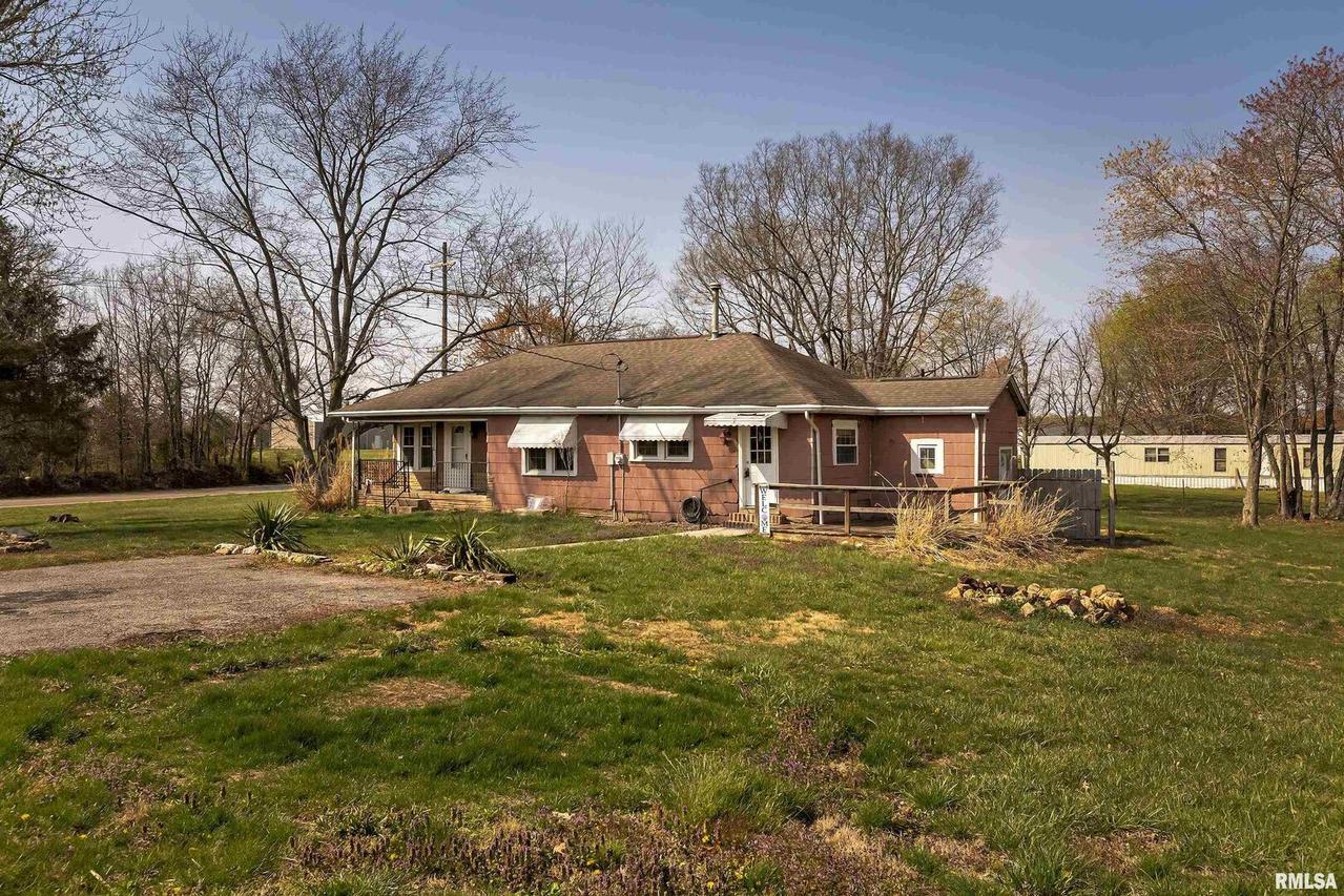 8188 State Route 166 Hwy., Creal Springs, IL 62922