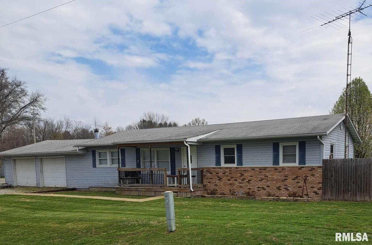 9180 N Estes St., Opdyke, IL 62872