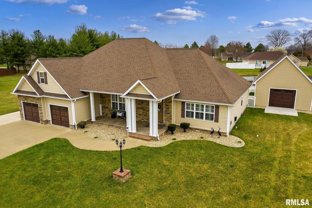 1705 Felts Dr., Marion, IL 62959