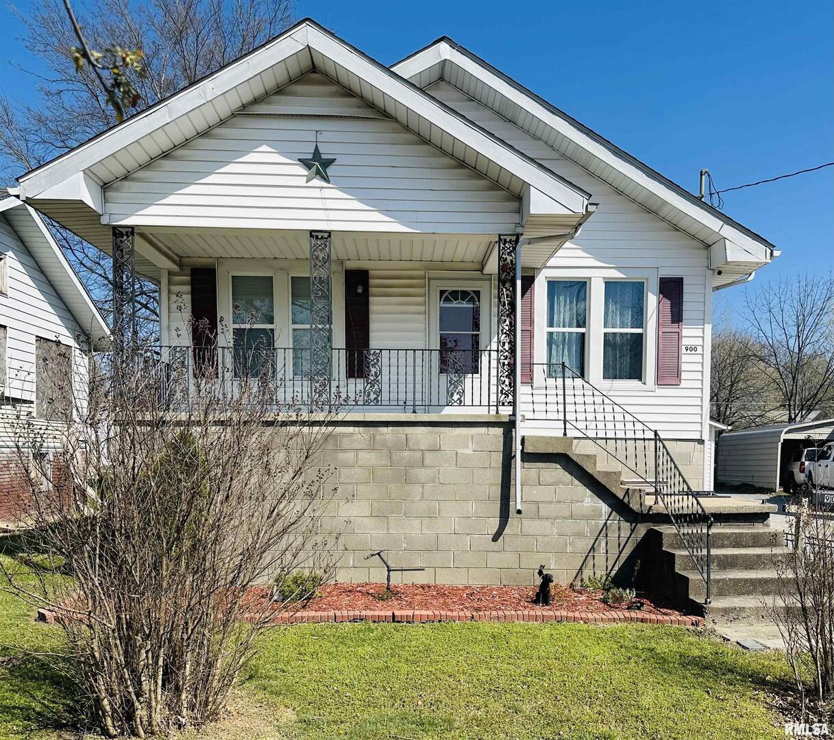 900 N Main St., Harrisburg, IL