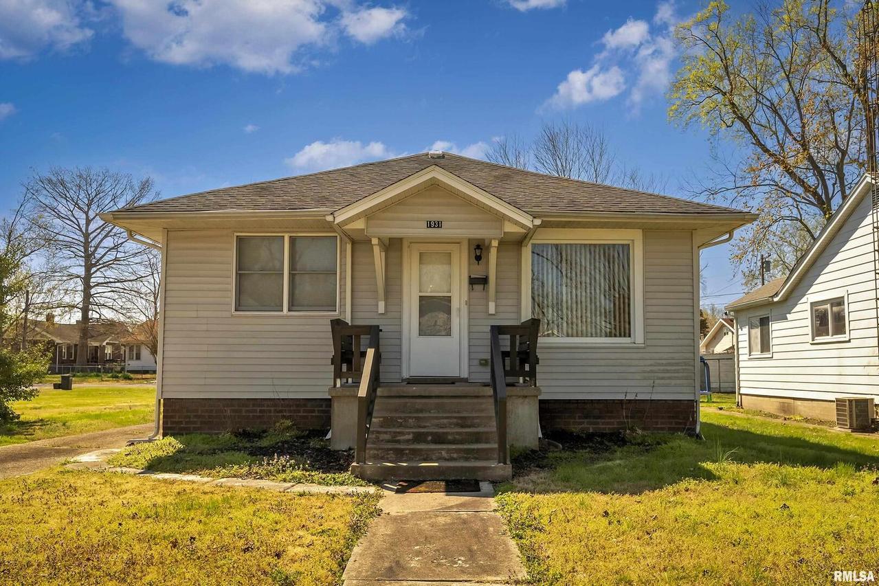 1931 Wall St., Murphysboro, IL 62966