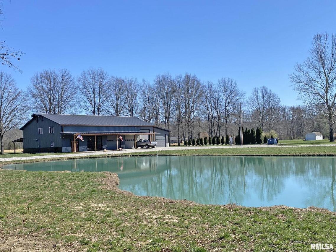 4623 S Cj Heck Rd., Salem, IL 62881