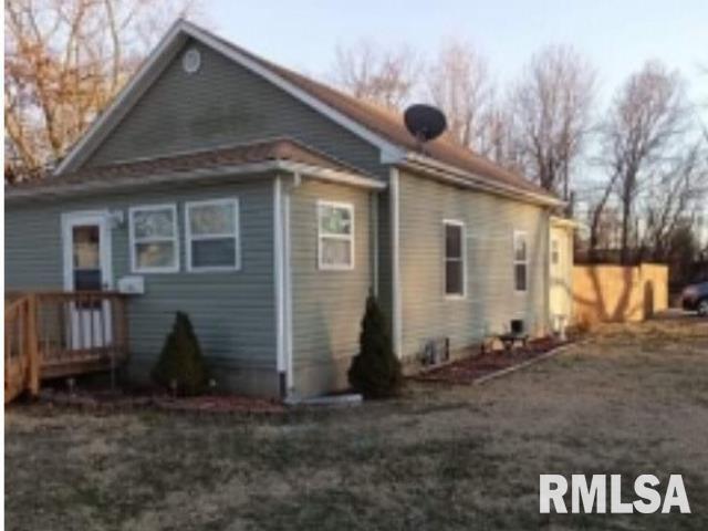 1102 E Clark St., West Frankfort, IL 62896