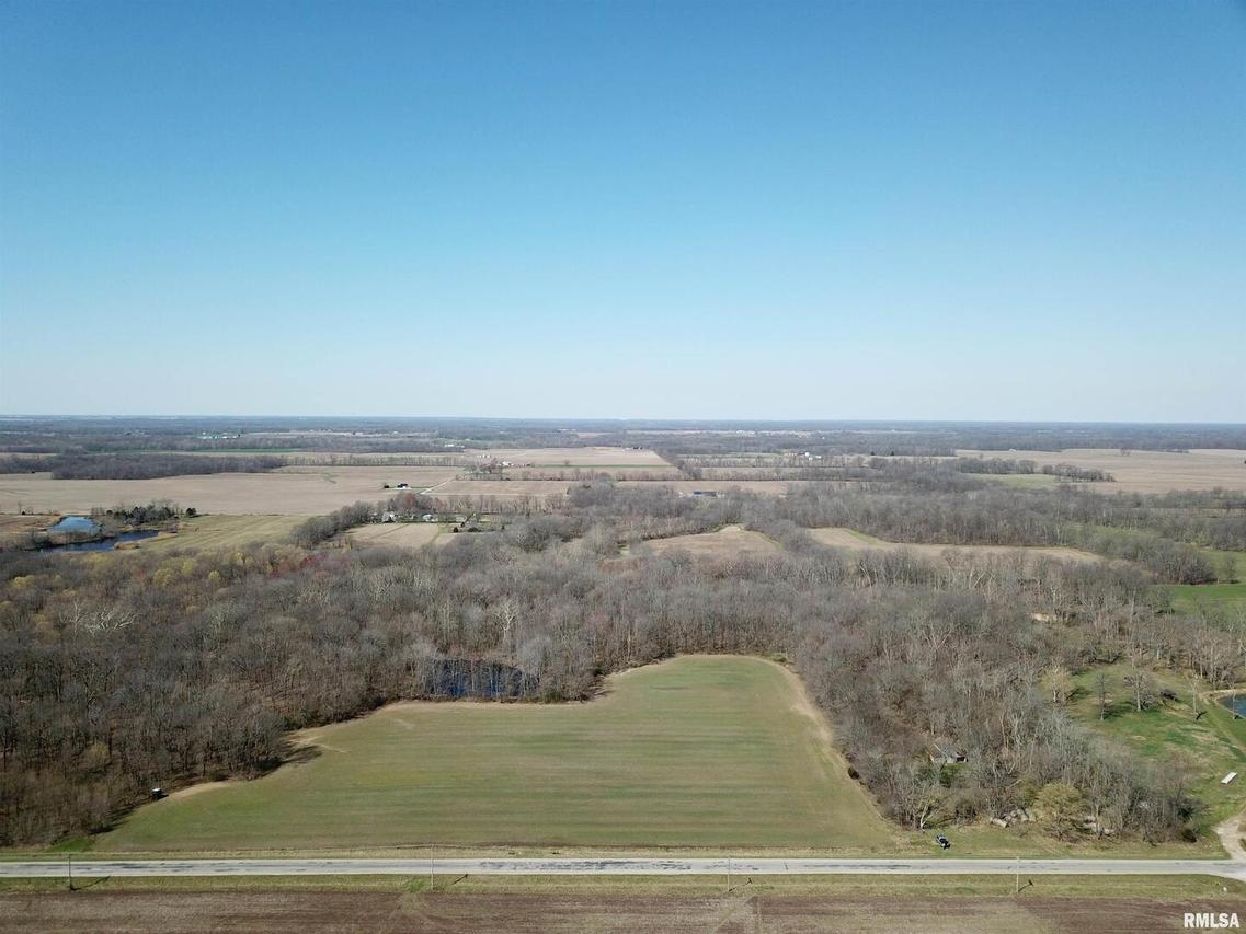 000 Old Bible Grove Rd., Louisville, IL 62858