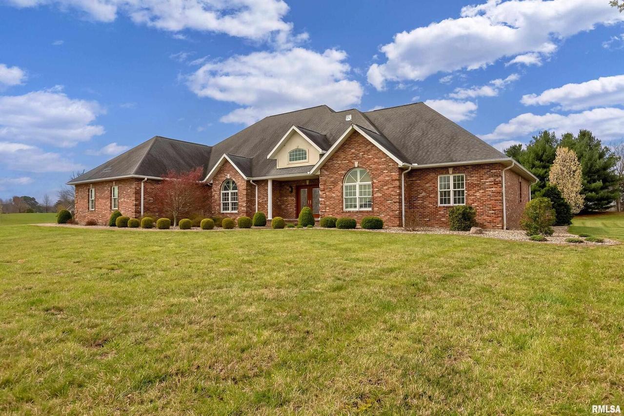 3895 Ariel Dr., Murphysboro, IL 62966