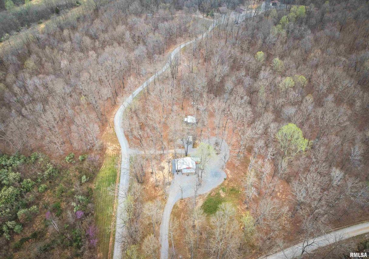 193 Peters Creek Rd., Elizabethtown, IL 62931