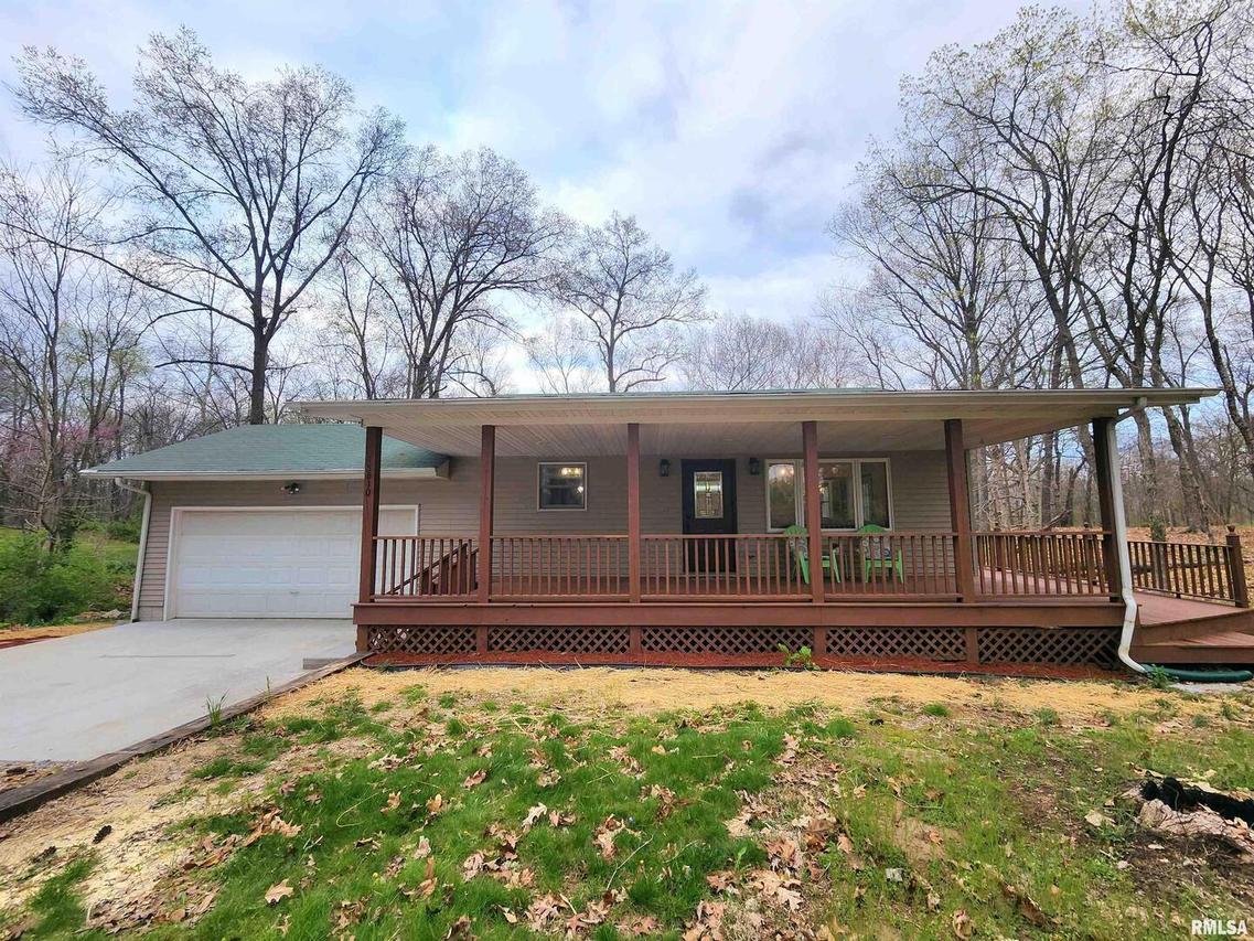 15610 N Lakeview Dr., Mt Vernon, IL 62864