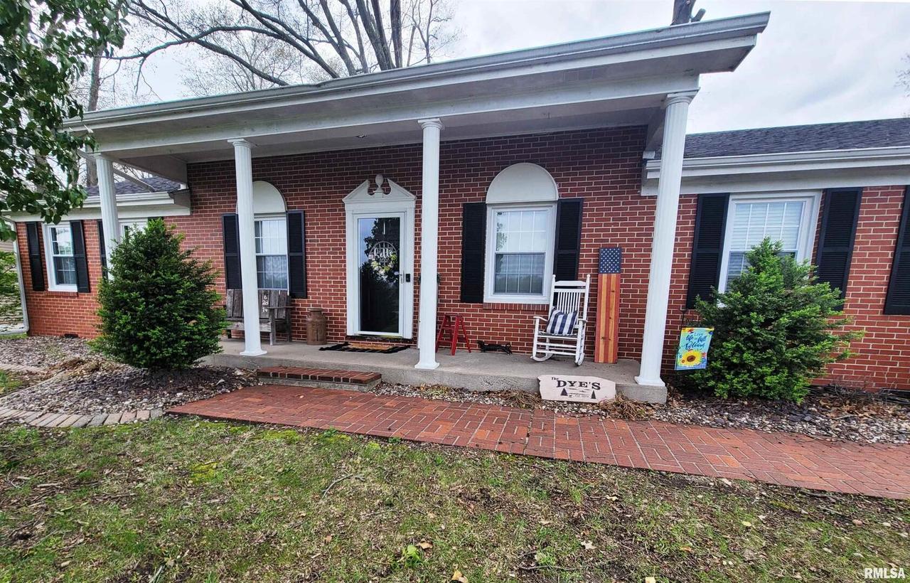 289 Edgewood Rd., Salem, IL 62881