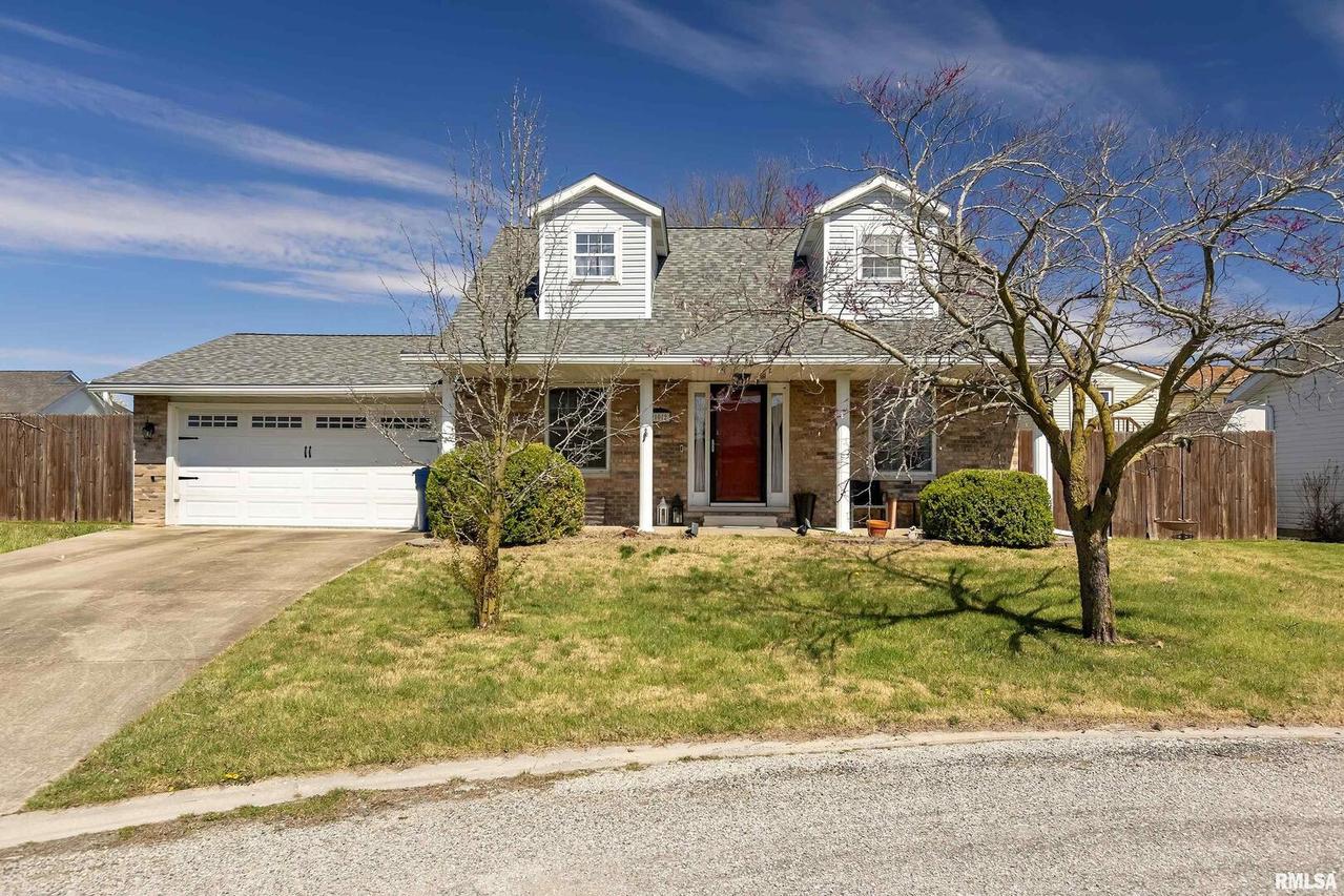 202 Plum Ln., New Baden, IL 62265