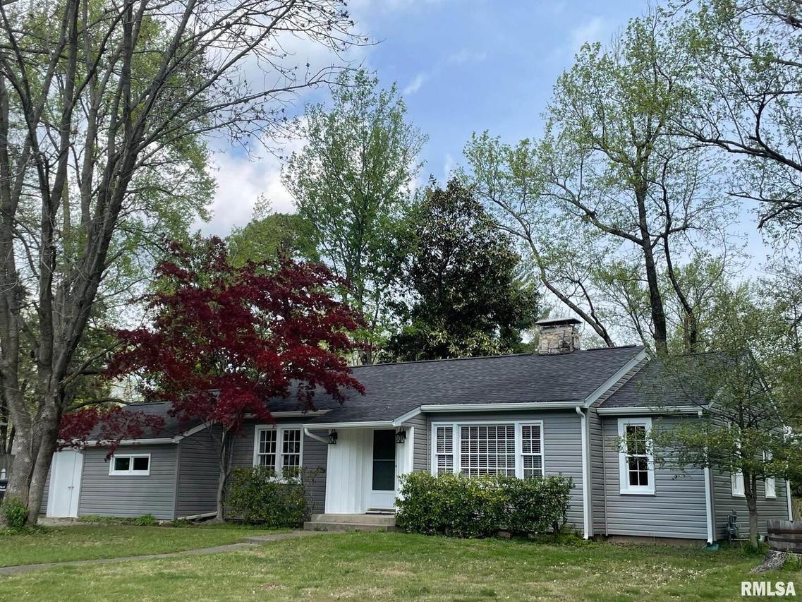 905 S Carter St., Carbondale, IL 62901