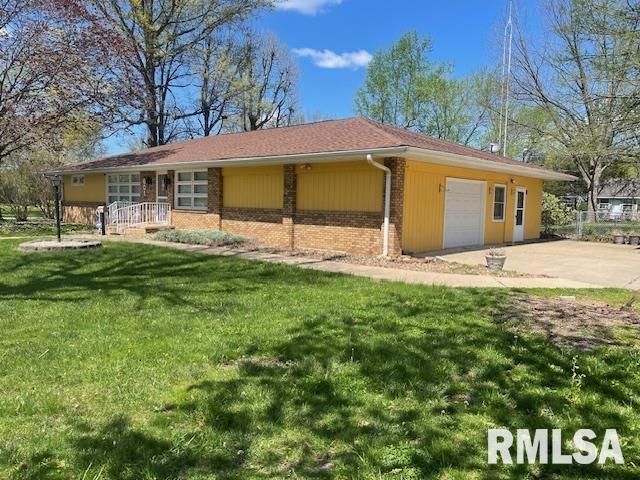 601 E Cleveland St., West Frankfort, IL 62896