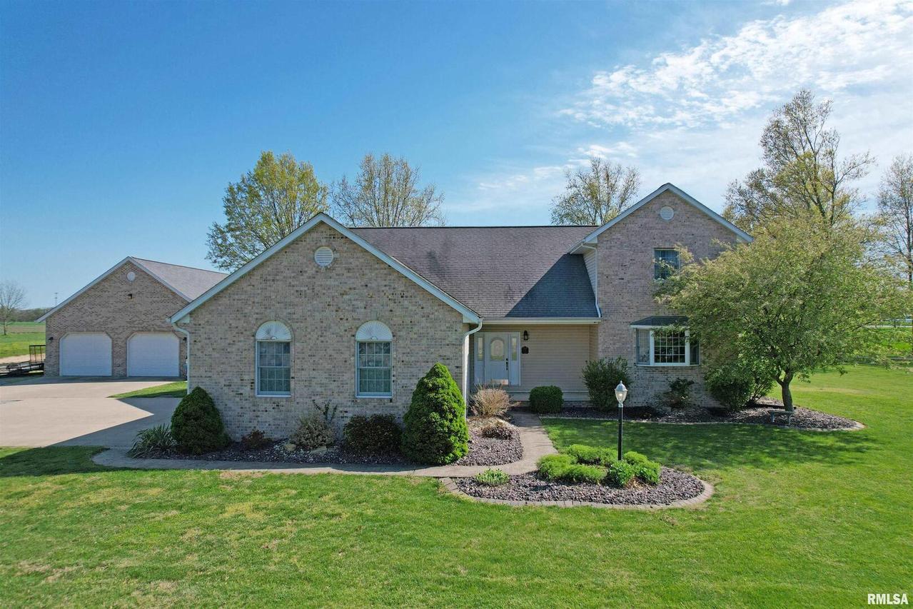 211 Oak St., Damiansville, IL 62215