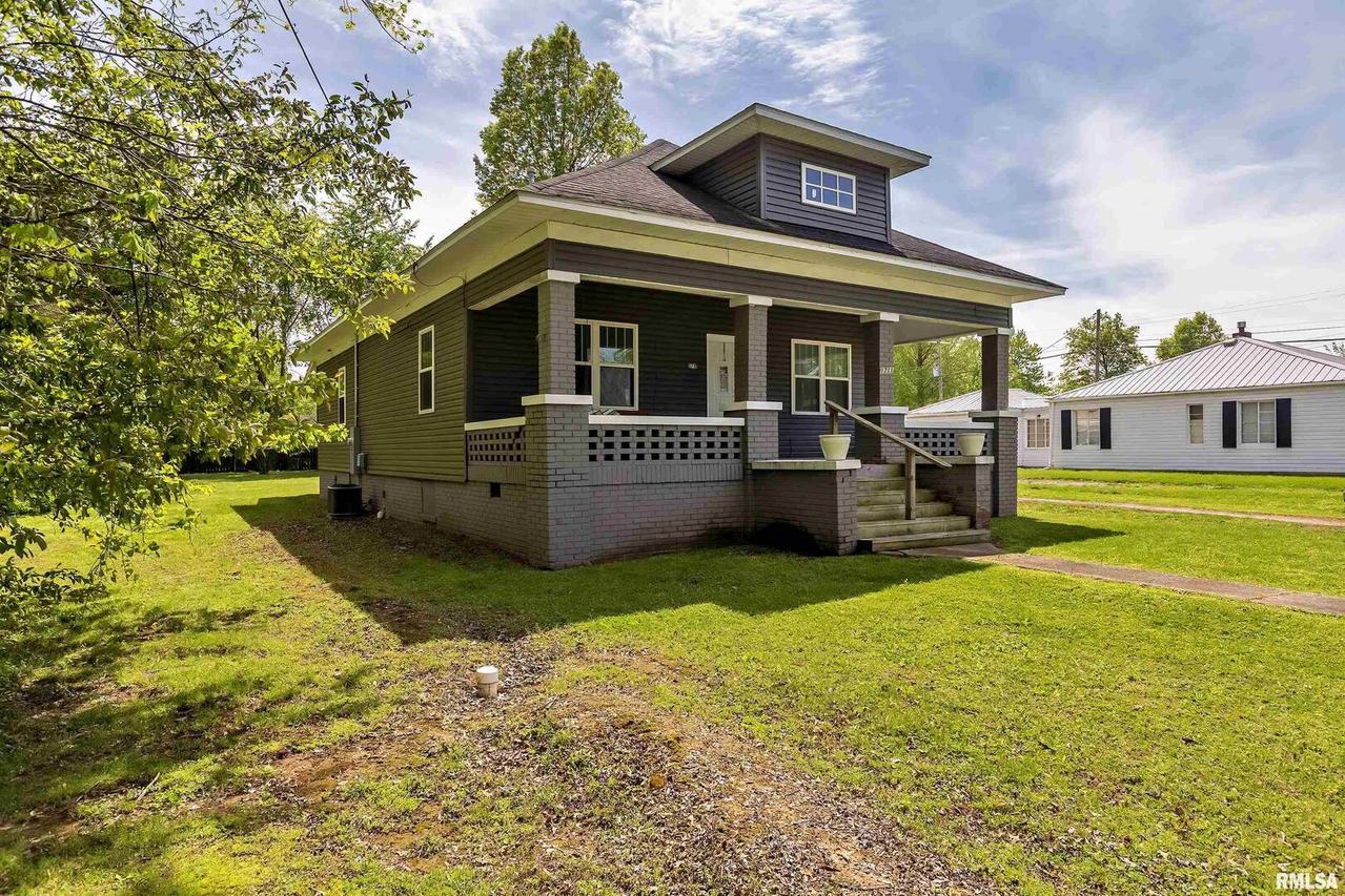 1711 W Chestnut St., Marion, IL 62959