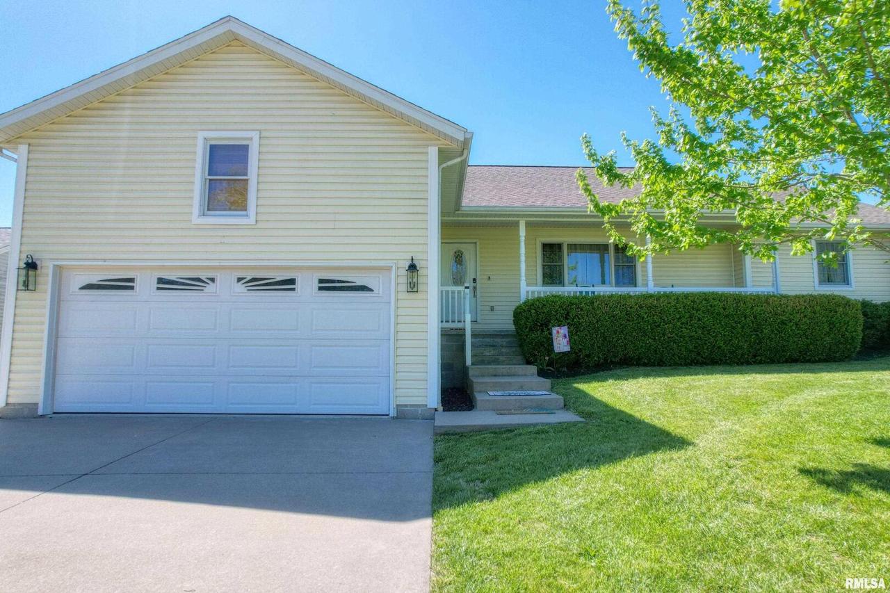 1408 Glopen Rd., Carbondale, IL 62901