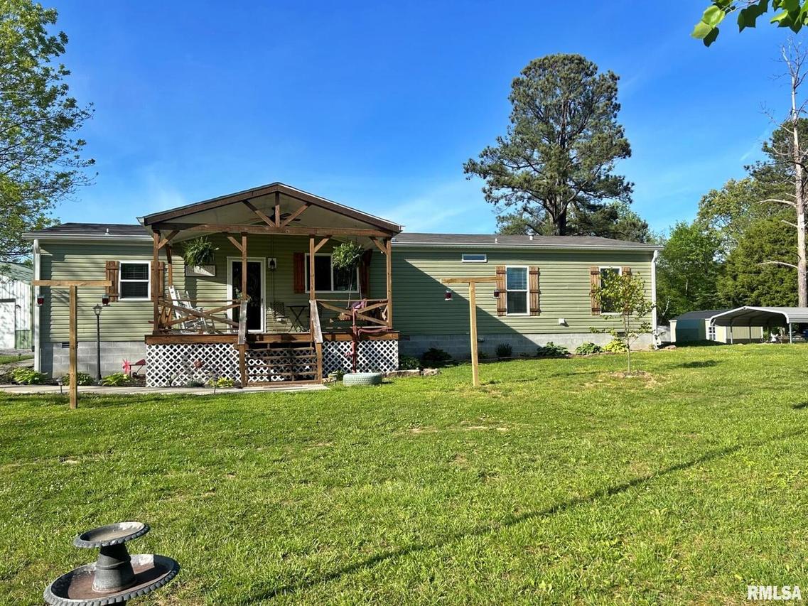 39 Presley Loop, Golconda, IL 62938