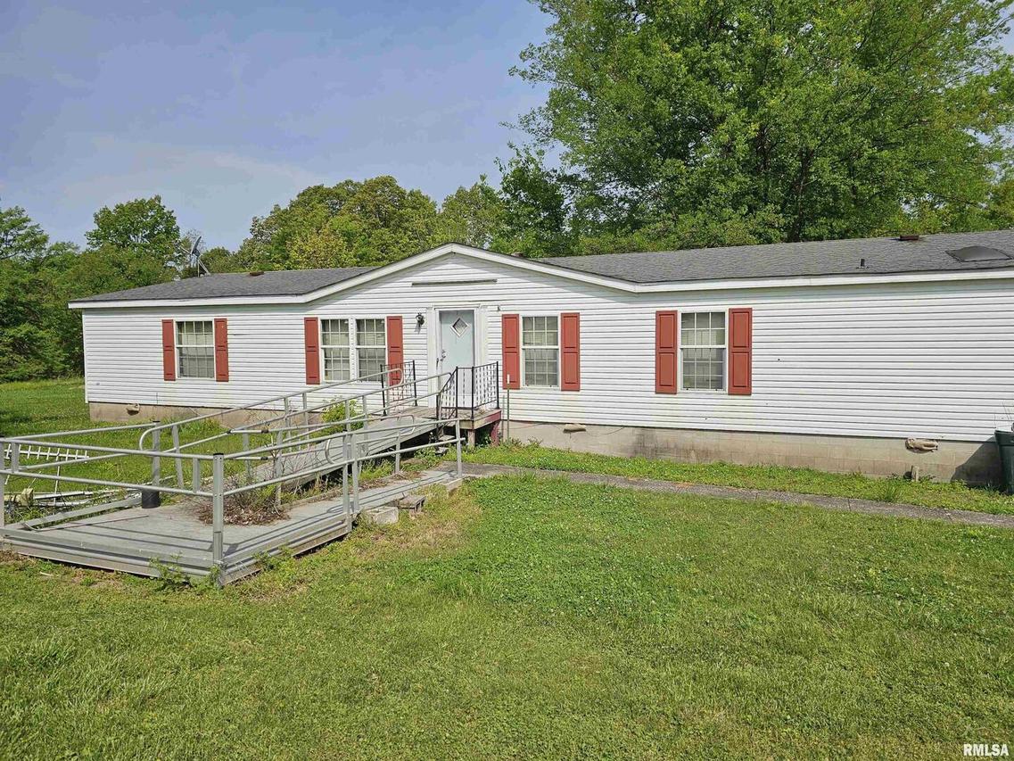 320 Ohio St., Grand Chain, IL 62941